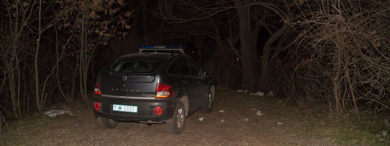 В Днепре в реке возле Южного моста нашли труп мужчины