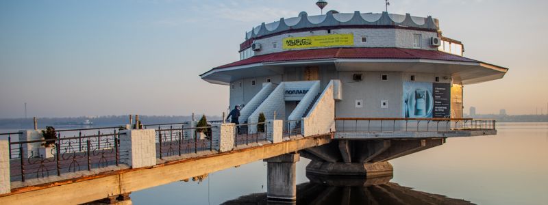 В Днепре возле «Поплавка» избили и бросили в реку мужчину: подозреваемых в убийстве задержали