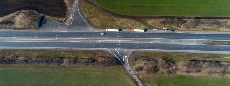 Трассы в Днепропетровской области теперь будут обслуживать и ремонтировать частные компании: почему это важно