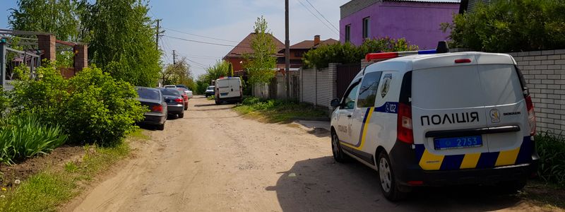 В Днепре вооруженные в балаклавах связали семью и украли более 10 тысяч долларов