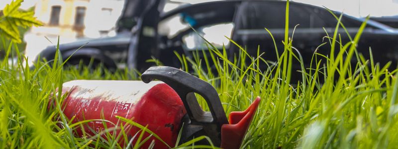 В Днепре на проспекте Поля на ходу загорелся Opel
