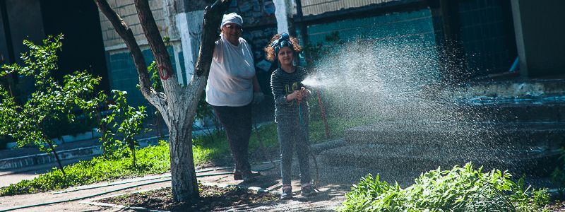 Жители Днепра самостоятельно убрали целый жилмассив: появились фотографии