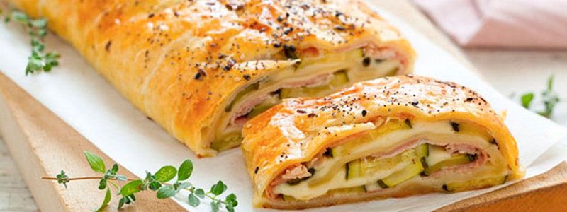 Полезные и вкусные рецепты: как приготовить слоеный пирог с сыром
