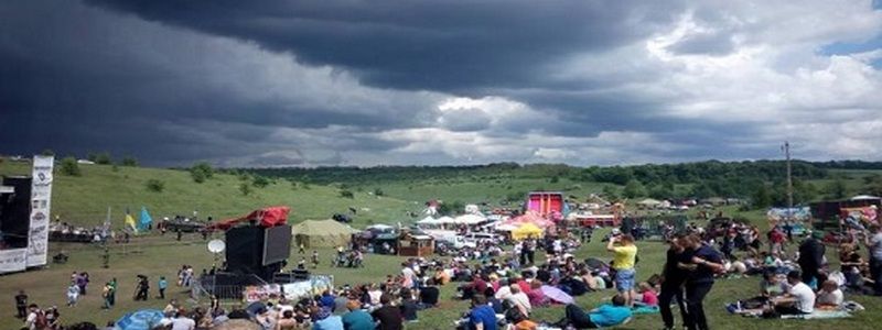 Ураган на фестивале KOZAK FEST: что говорят организаторы и отдыхающие