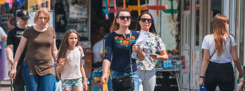 Модный Днепр: что носят жители города этим летом и что советуют дизайнеры