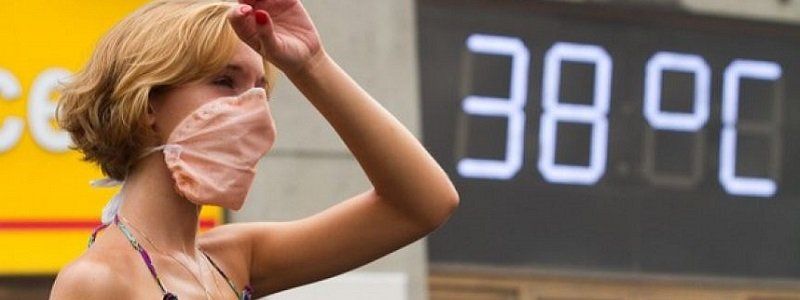 Каких правил нужно придерживаться, чтобы легко переносить летнюю жару