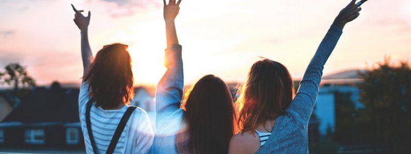 В Днепре на День молодежи жителей ожидает выступление TAYANNA и битва красками
