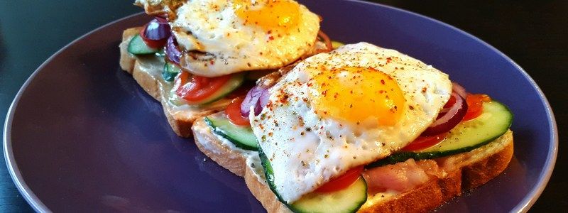 Полезные и вкусные рецепты: как приготовить сэндвич "Завтрак"