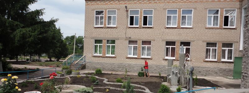 В интернате непослушных детей выводили на жару в "смирительных рубашках"
