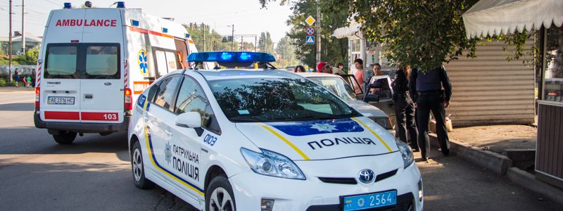 Под Днепром столкнулись Chery и ПАЗ: водитель легковушки погиб на месте