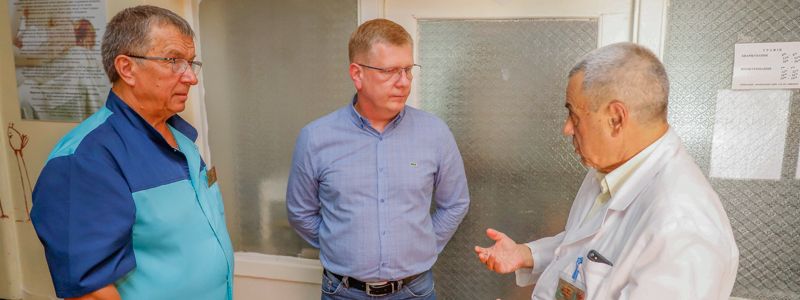 Детей, пострадавших от взрыва в Пашеной Балке, проведал вице-мэр Днепра