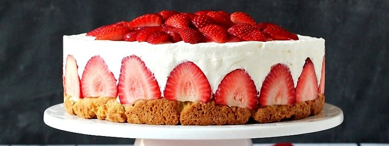 Полезные и вкусные рецепты: как приготовить чизкейк с клубникой