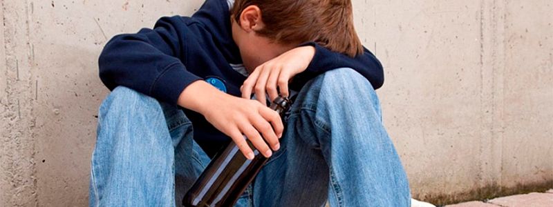 В Днепре во время празднования Ивана Купала 15-летний мальчик перепил и потерял сознание