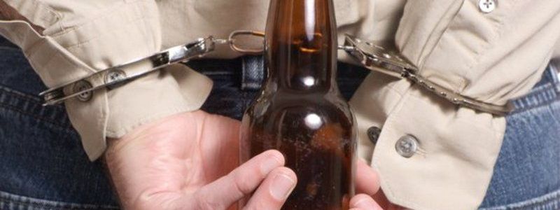 В Днепре мужчина украл деньги, чтобы купить себе пива