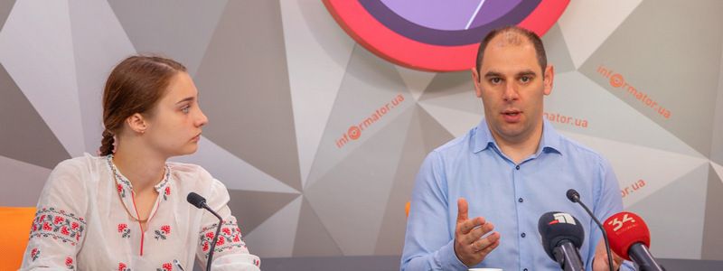 Штаб Кисилевского Дмитрия готовит обращение в полицию по факту расклейки фальшивых листовок в 24 округе