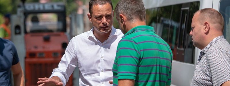 Мэр Каменского провел рабочий объезд города