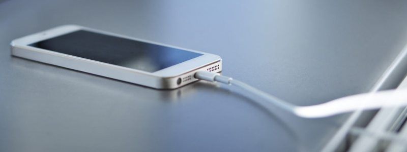 В Украине на всех вокзалах появятся розетки с USB-портами