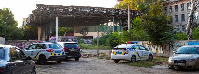 В центре Днепра нашли обезглавленный труп женщины