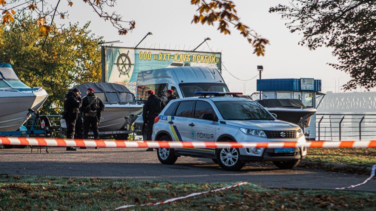 В Днепре возле отеля "Прибой" на Набережной застрелили мужчину: что там происходит сейчас