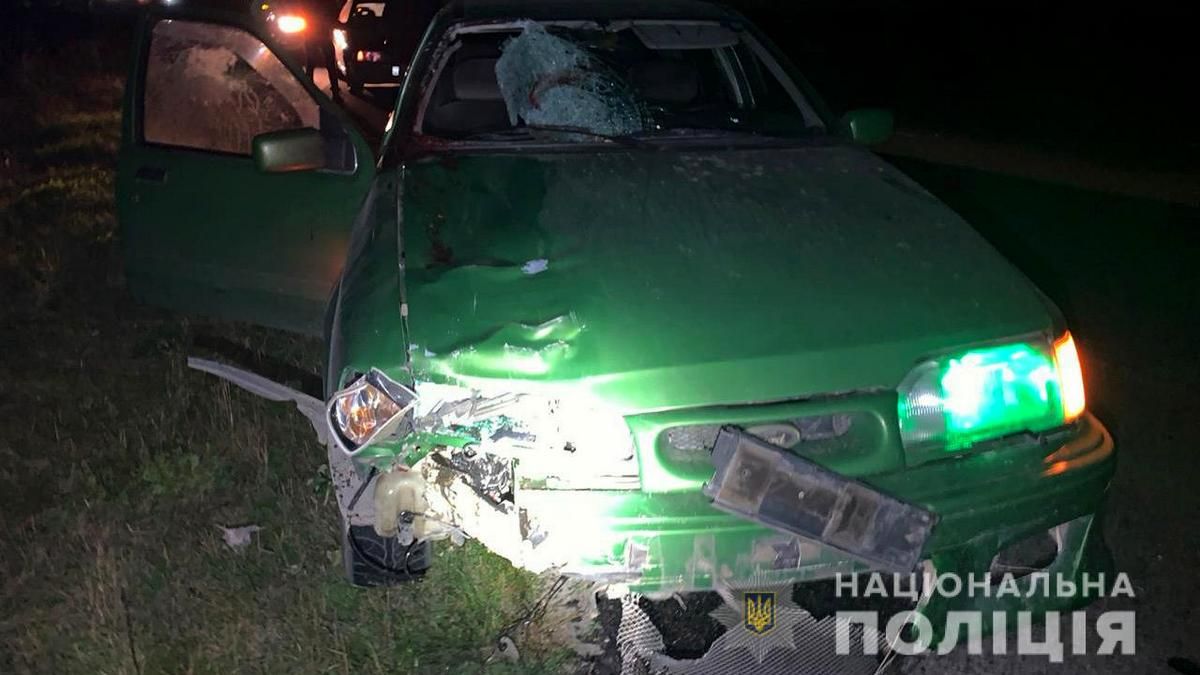 Под Днепром Ford насмерть сбил мужчину: помогите опознать