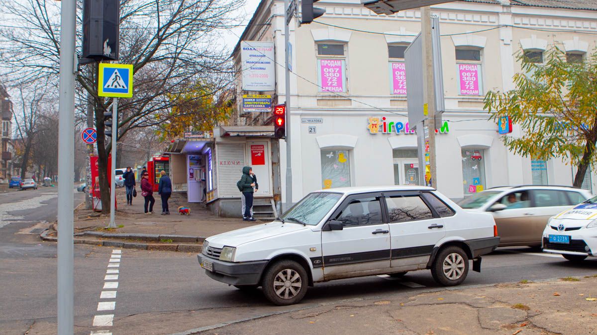 В центре Днепра ВАЗ сбил женщину