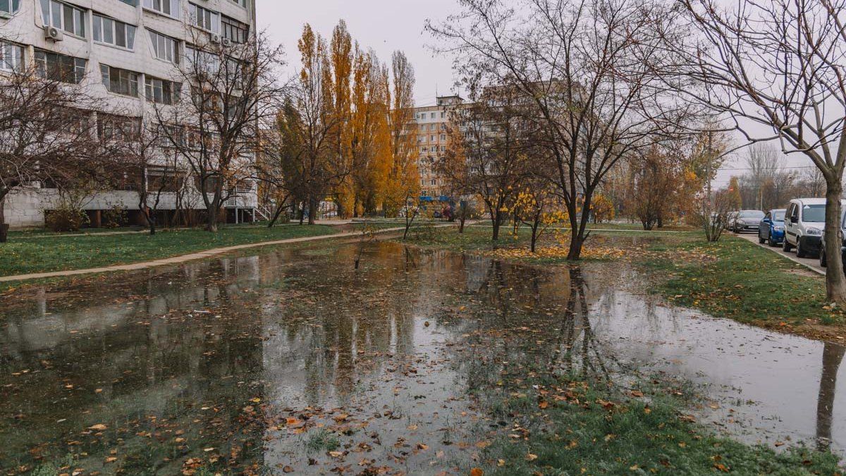 В Днепре затопило бульвар Славы