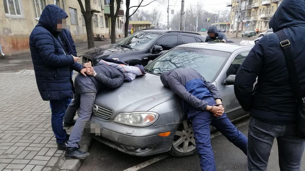 В Днепре задержали троих домушников 