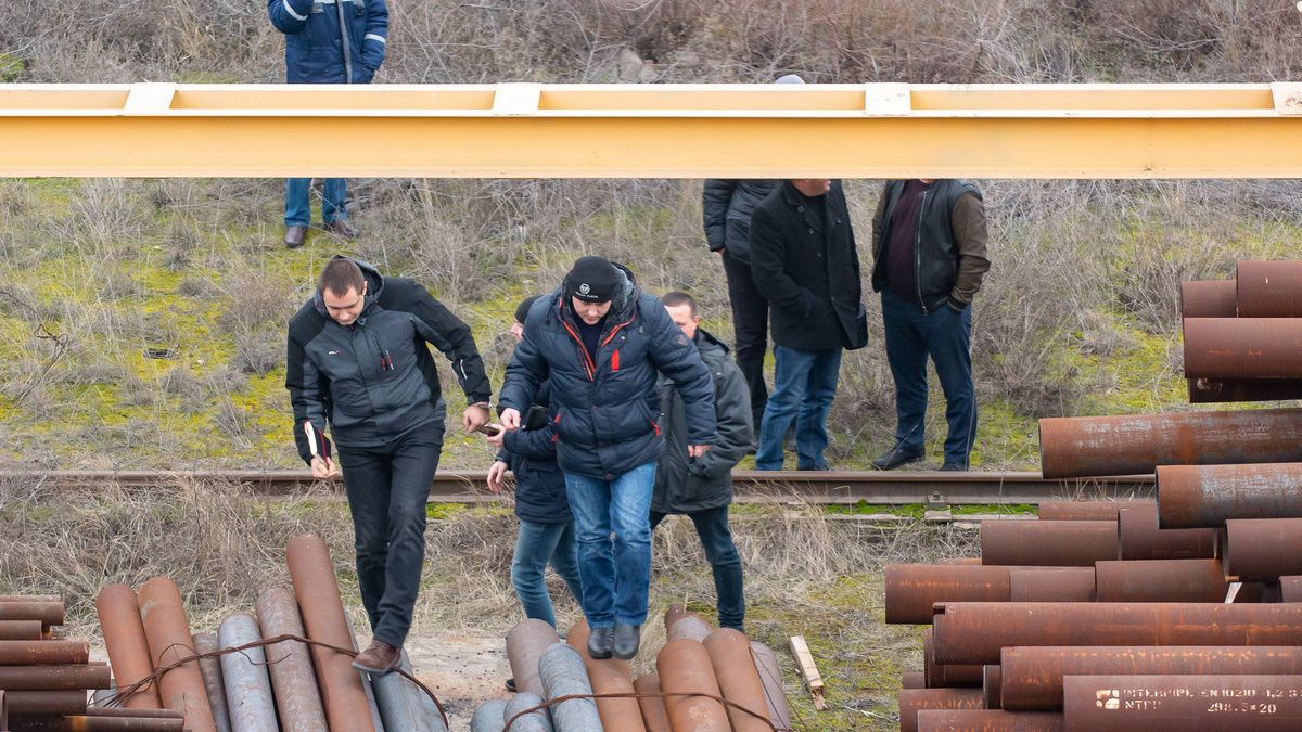 Подозреваемым в хищении труб на Интерпайп НТЗ предъявили вещественные доказательства