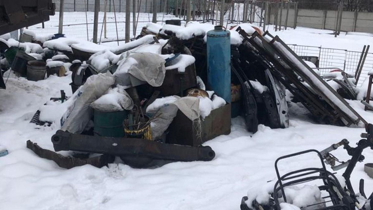 В Днепре полицейские остановили работу трех незаконных пунктов приема металлолома