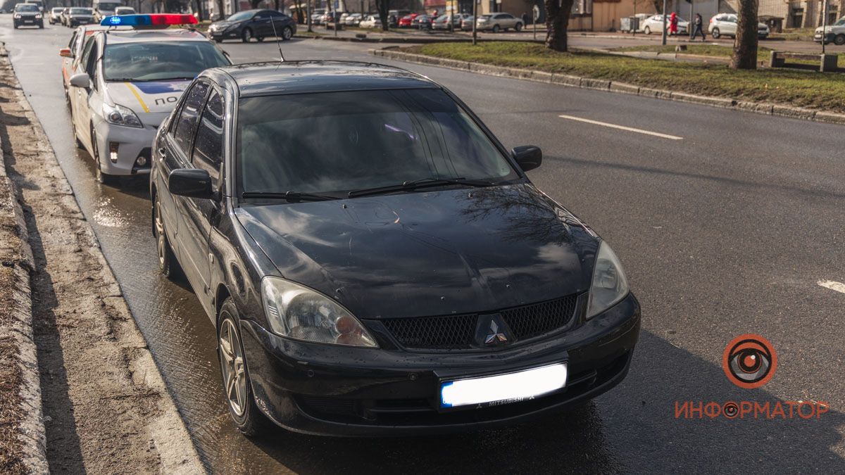 В Днепре на проспекте Поля Mitsubishi сбил женщину