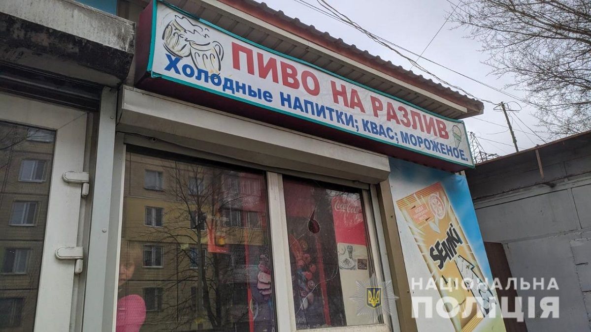 В Днепре в трех заведениях незаконно продавали алкоголь и сигареты