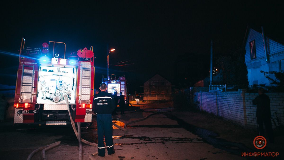 В Днепре на Решетиловской горел частный дом