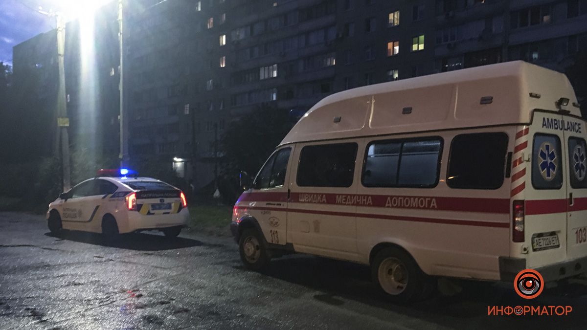 В Днепре на Титова умер мужчина