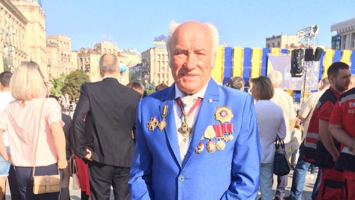 Нужно защитить медработников от втягивания в политику, - Владимир Павлов