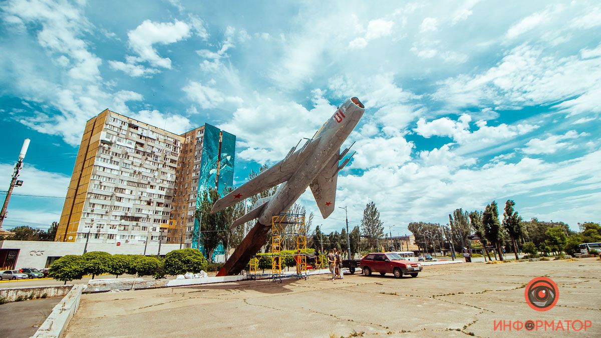 Самолету на Маршала Малиновского в Днепре хотят дать вторую жизнь