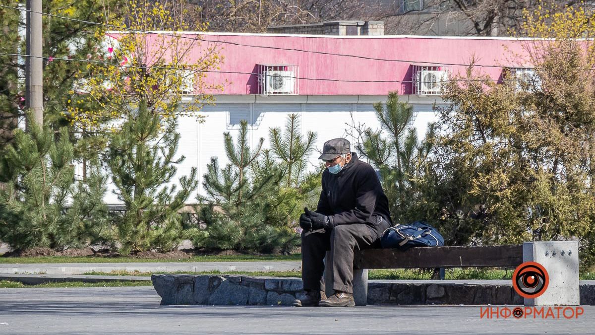 В Украине продлили адаптивный карантин: что можно, а что нельзя делать до 31 июля