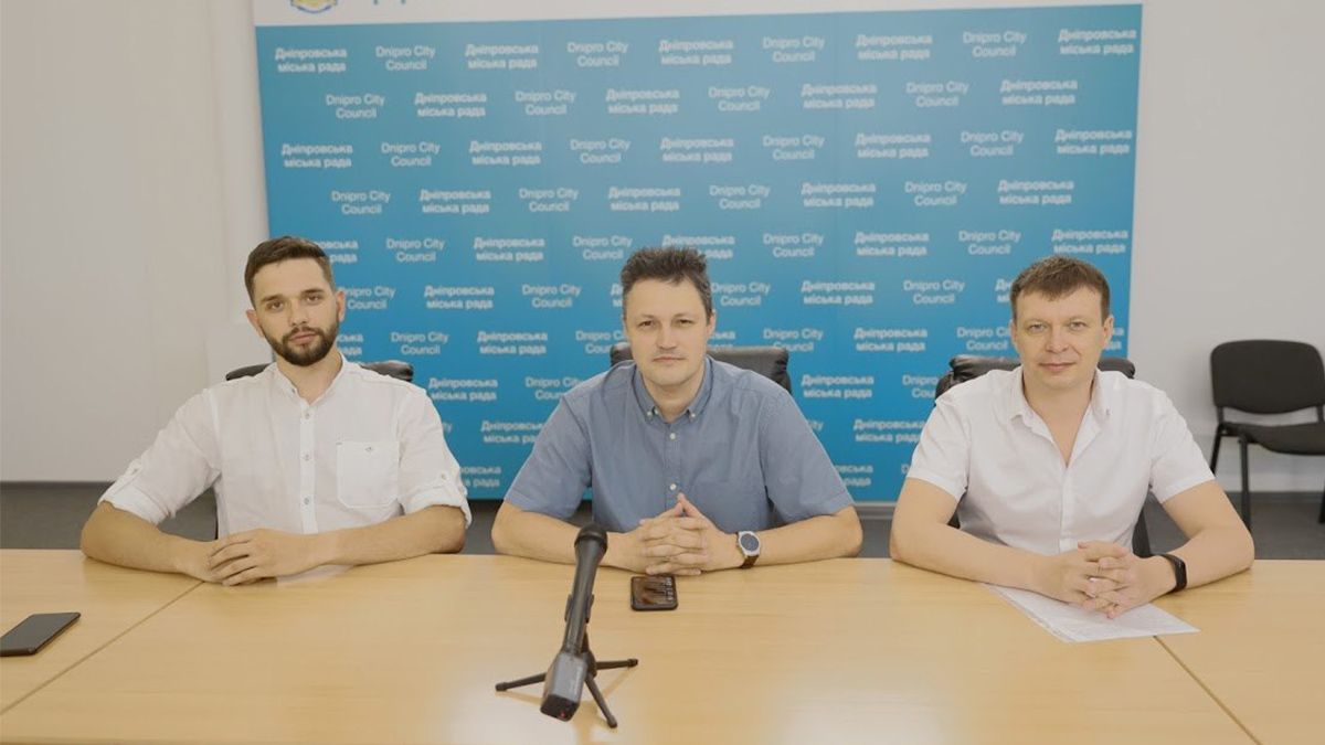 В Днепре разрабатывают единый макет для адресных табличек на многоквартирных домах