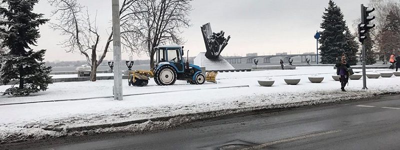 В Днепре транспорт работает в нормальном режиме, - Лысенко (ФОТО, ВИДЕО)