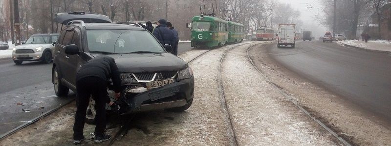 ДТП на Богдана Хмельницкого: столкнулись "Жигули" и Mitsubishi (ФОТО)