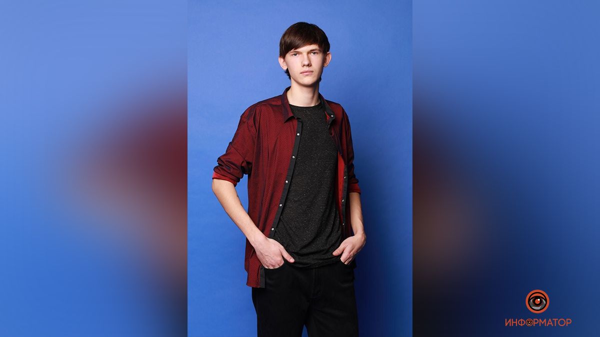 "Боюсь, что не услышу музыку": в Днепре собирают помощь для студента, который может потерять слух