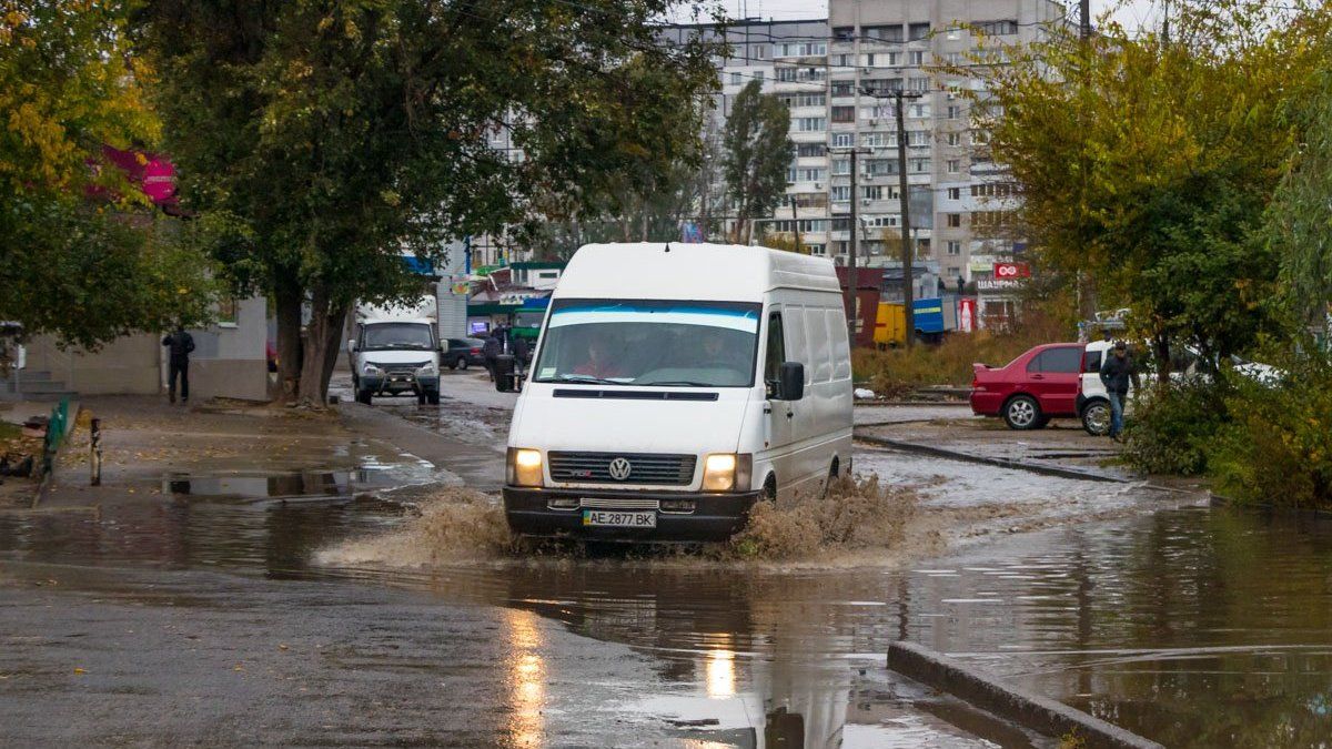 В Днепре на Донецком шоссе из-за реконструкции коллектора могут сузить проезжую часть