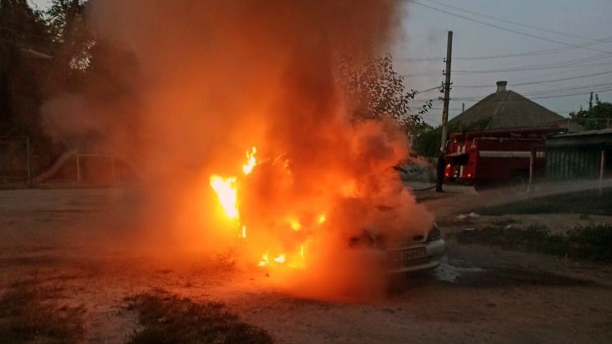 В Днепре на Богомаза полыхал Daewoo