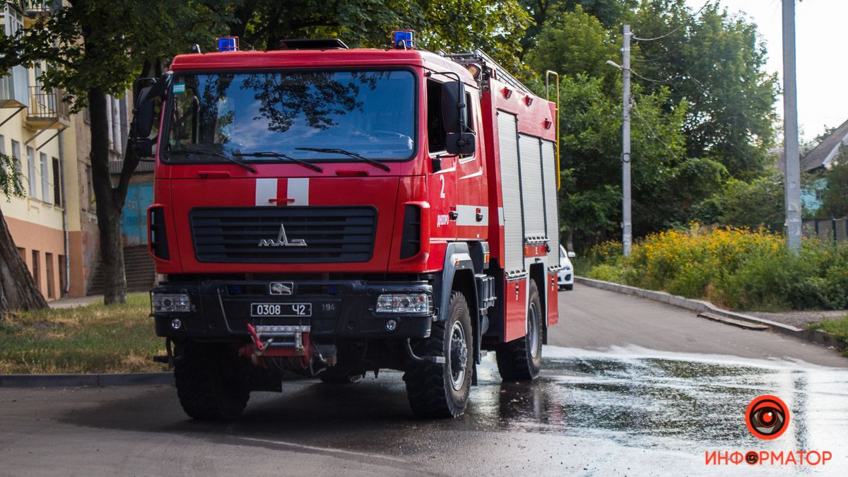 В Днепре на Караваева горела квартира: погиб мужчина