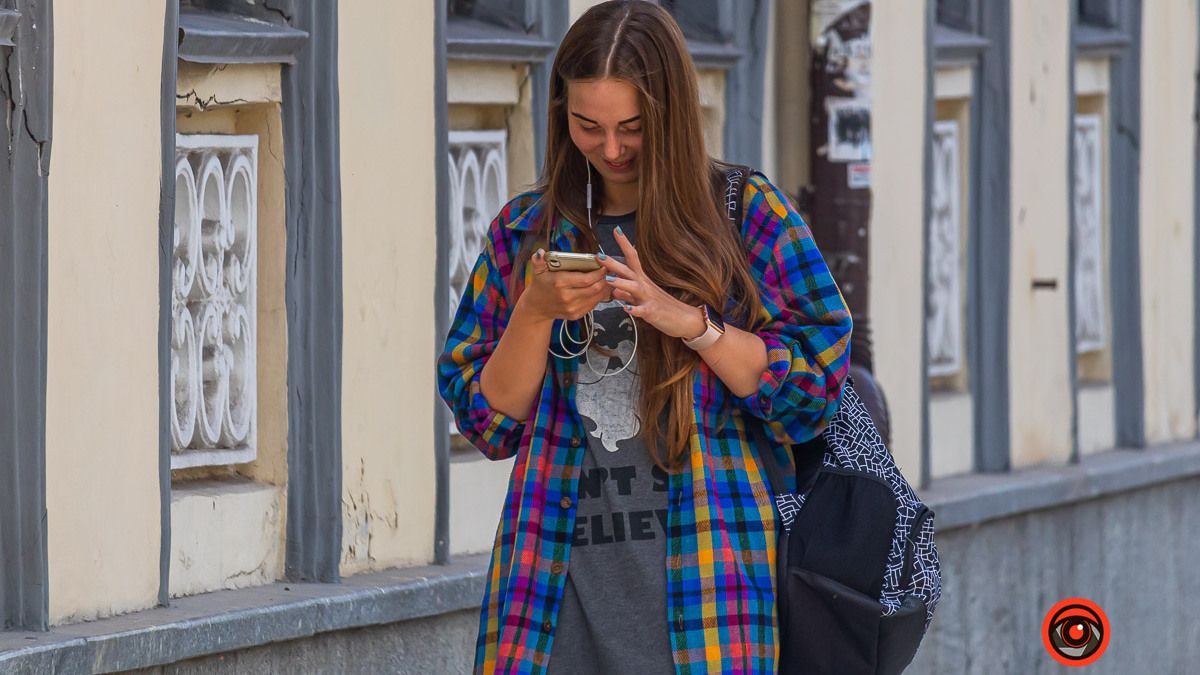 Начало учебного года и "массовый психоз" на 3-е сентября: ТОП хороших новостей недели