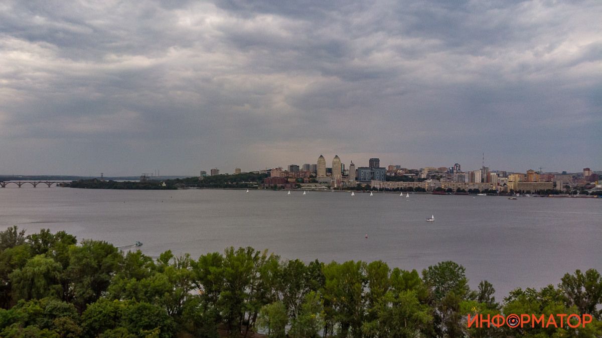 В Днепре синоптики предупредили о дождях и рассказали, когда ждать бабьего лета