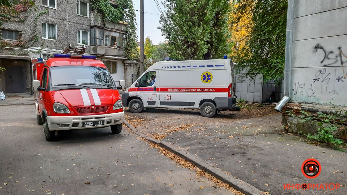 В Днепре на Воскресенской в доме горела проводка: жильцы слышали взрывы