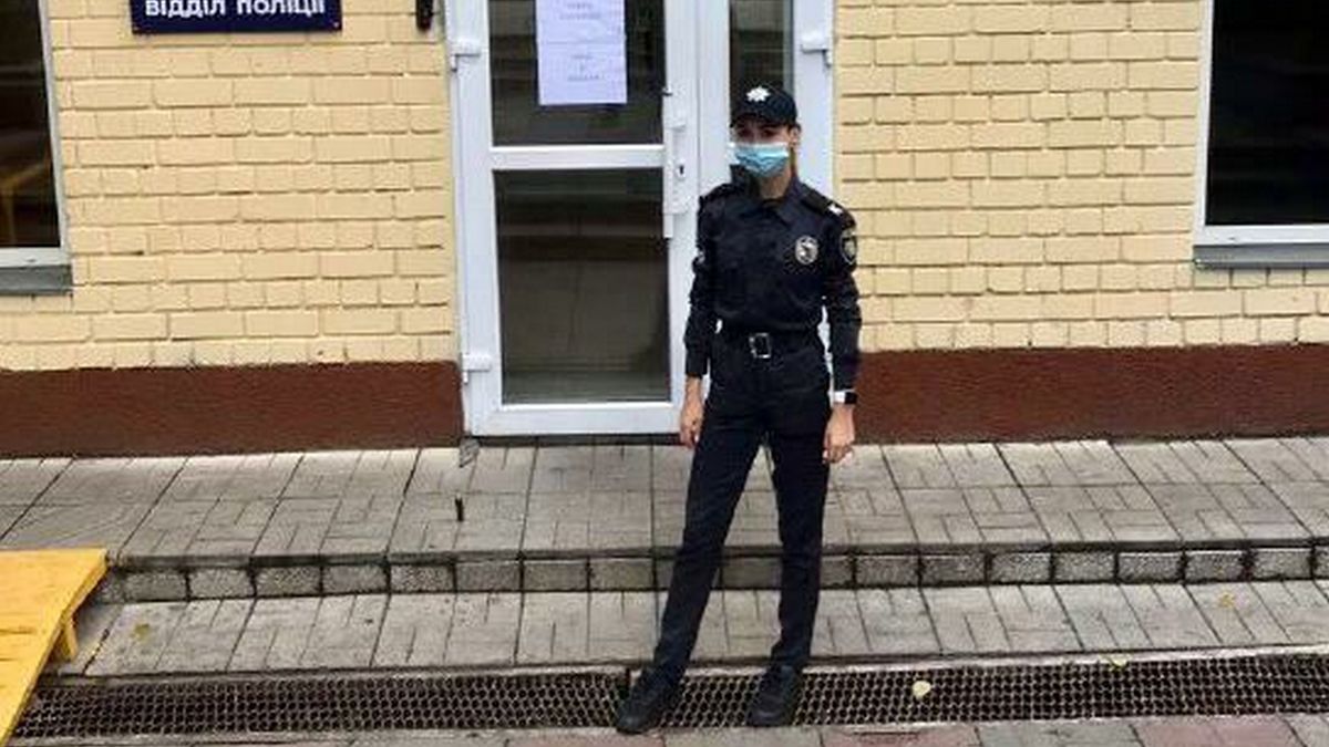 Курсантка университета внутренних дел спасла мужчину с эпилепсией на избирательном участке