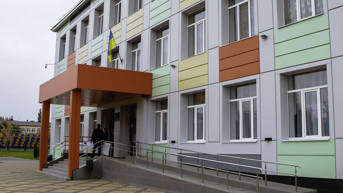 В Днепре продолжат капитально обновлять школы