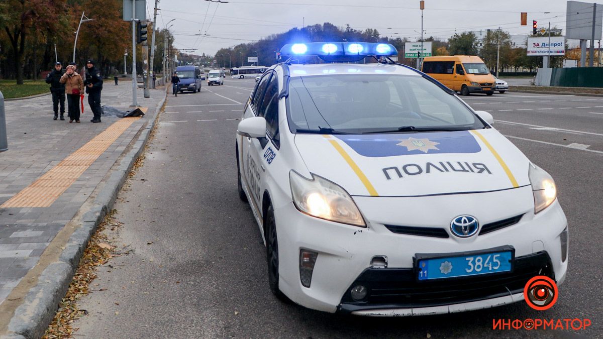 На входе в парк Писаржевского умер мужчина