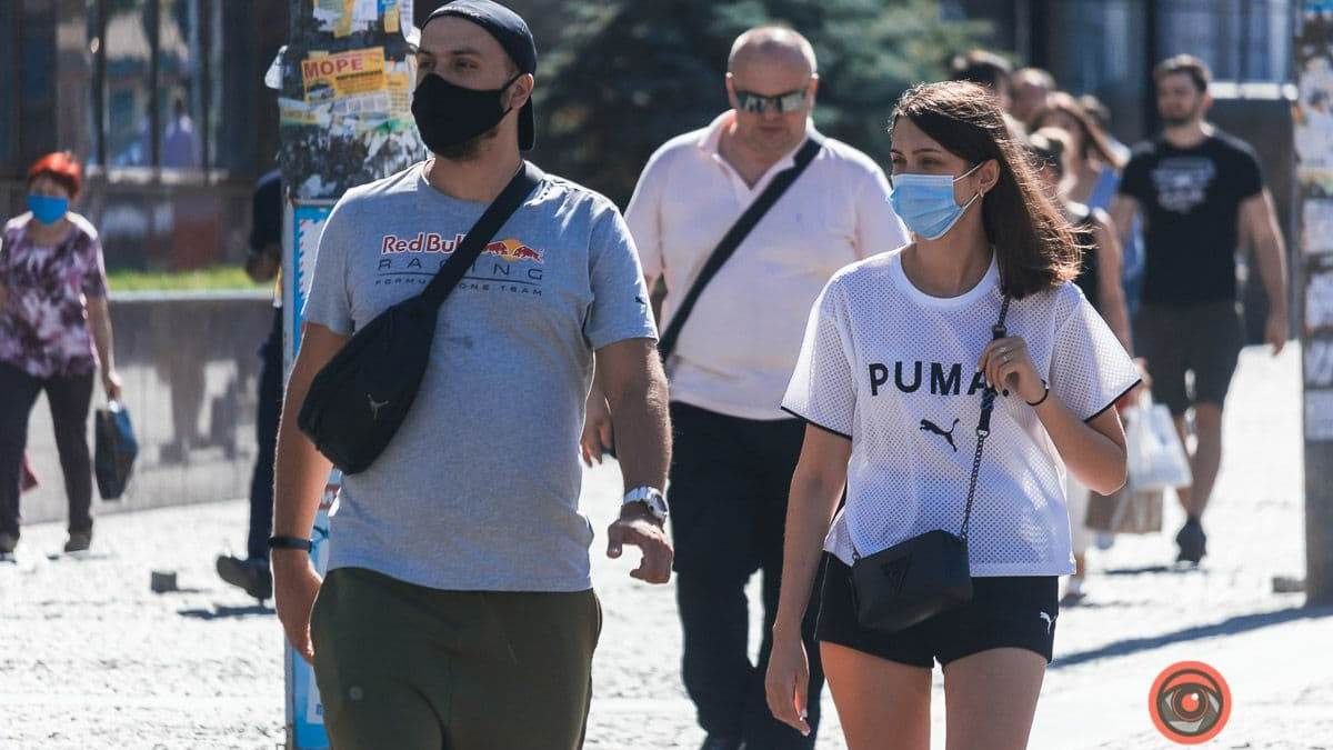 В Украине за сутки зафиксировали 10 611 новых случаев COVID-19: статистика по областям